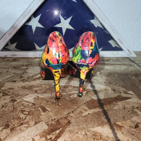 BRASH Colorful Floral Slip On Stiletto Heels Dress Shoes Women's (Multicolor)- 5 - Picture 2 of 9